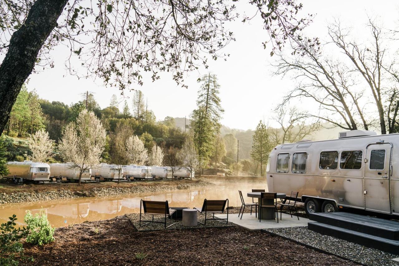 Отель Autocamp Yosemite Мидпайнс Экстерьер фото